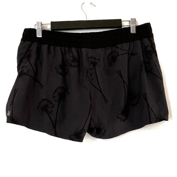 VUORI 💙 Clementine Short Size L from REI - Picture 5 of 5